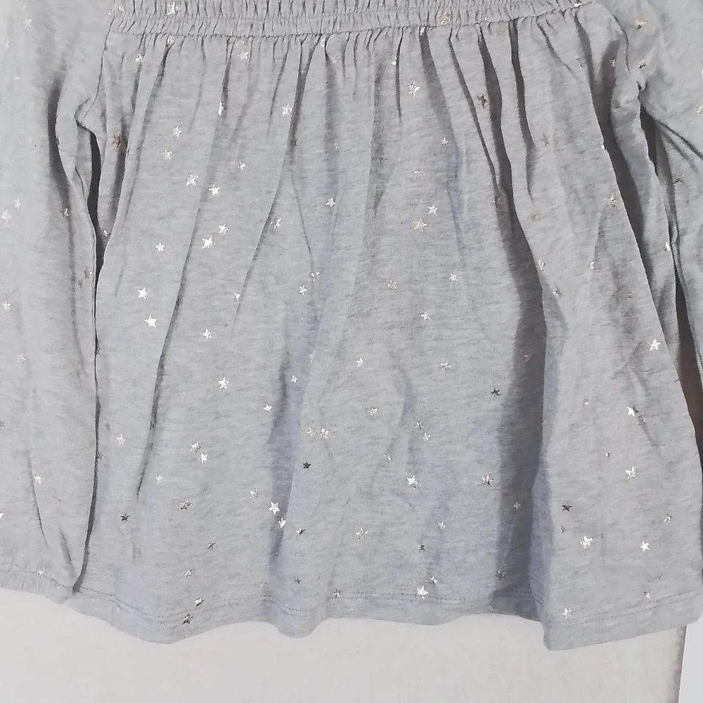OshKosh Long Sleeve Cotton Top Tee Size 4 Gray‎ w/ Gold Stars